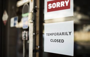 Shop temporarily closed sign during coronavirus pandemic